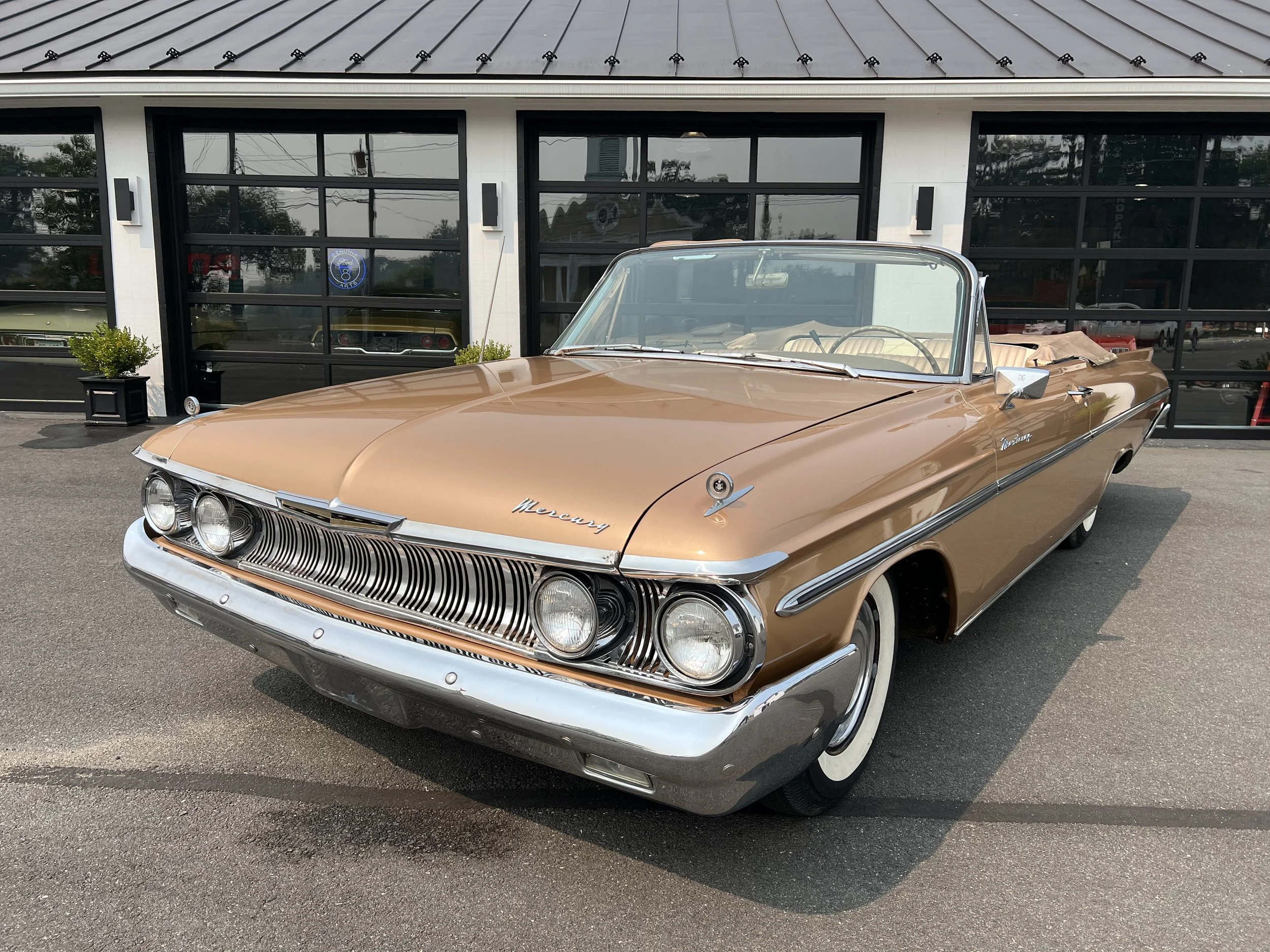 1961 Mercury Monterey convertible - Gold — Callaway Classics